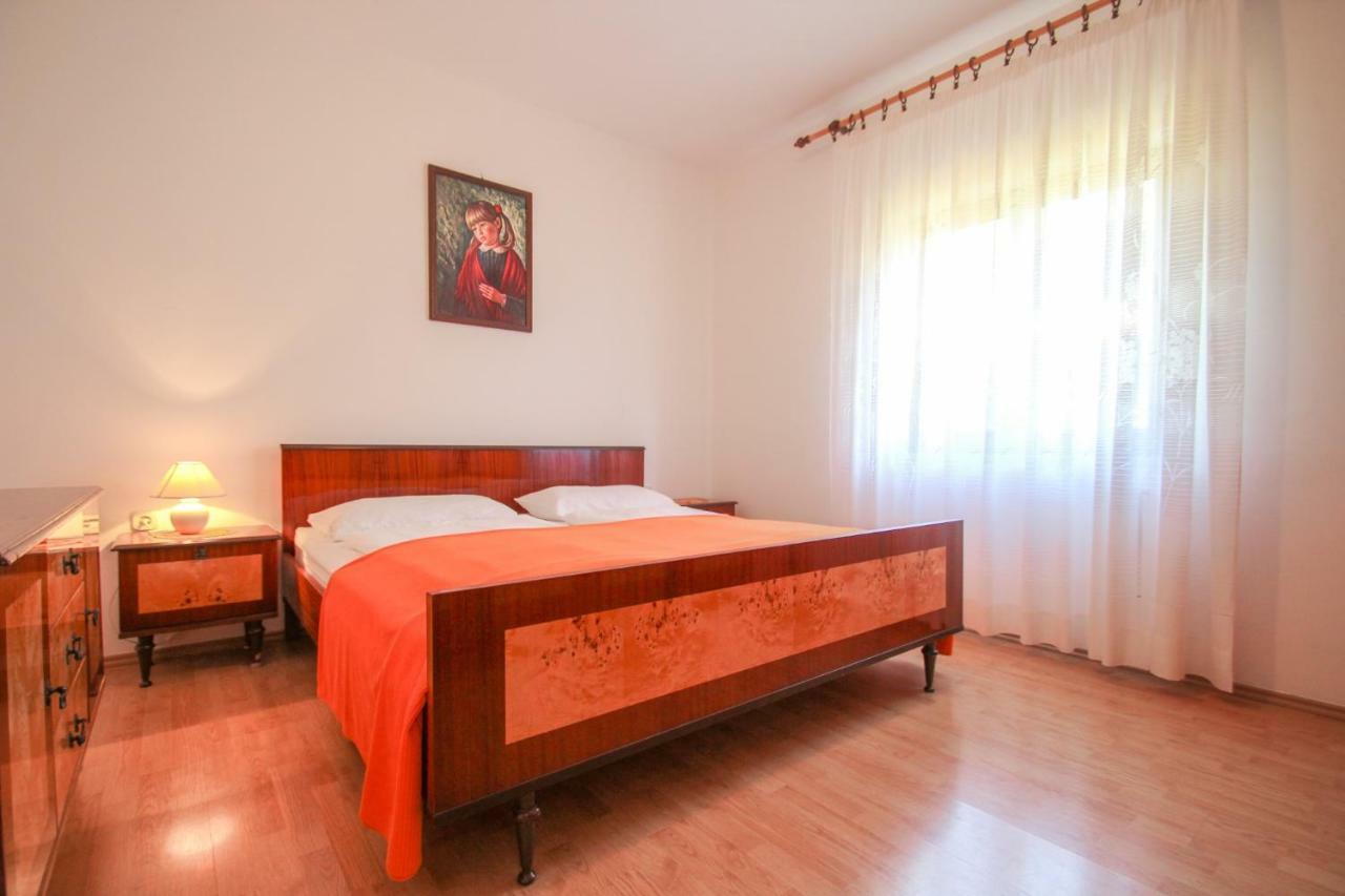 Appartement Alenka Orange à Novigrad Istria Extérieur photo